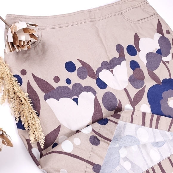 New BODEN  Anthropologie Tan Blue Purple Floral Cotton Skirt Size 10R - Picture 9 of 11